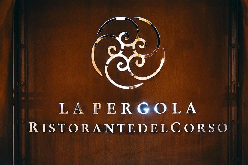 Hotel La Pergola Санта-Мария-ди-Кастеллабате Экстерьер фото