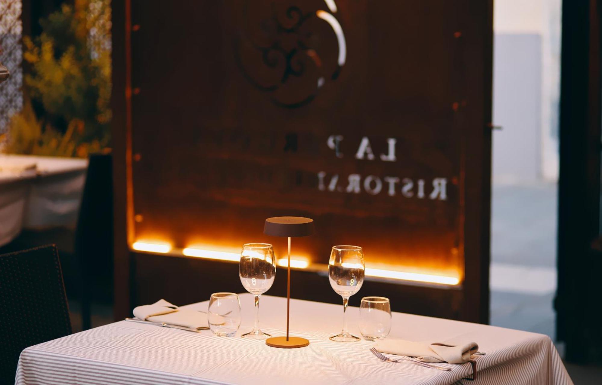 Hotel La Pergola Санта-Мария-ди-Кастеллабате Экстерьер фото